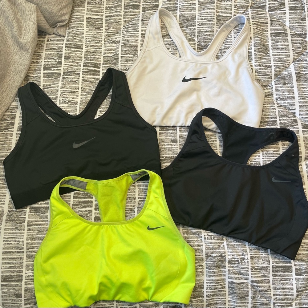 Small Nike Bra Bundle